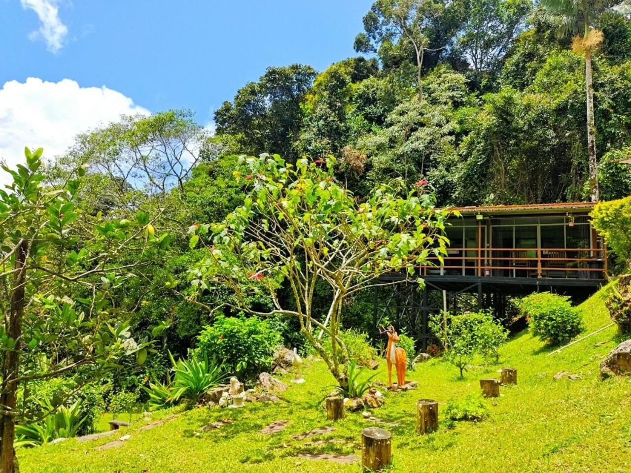 J Residence Kampong Kundassan Exteriér fotografie